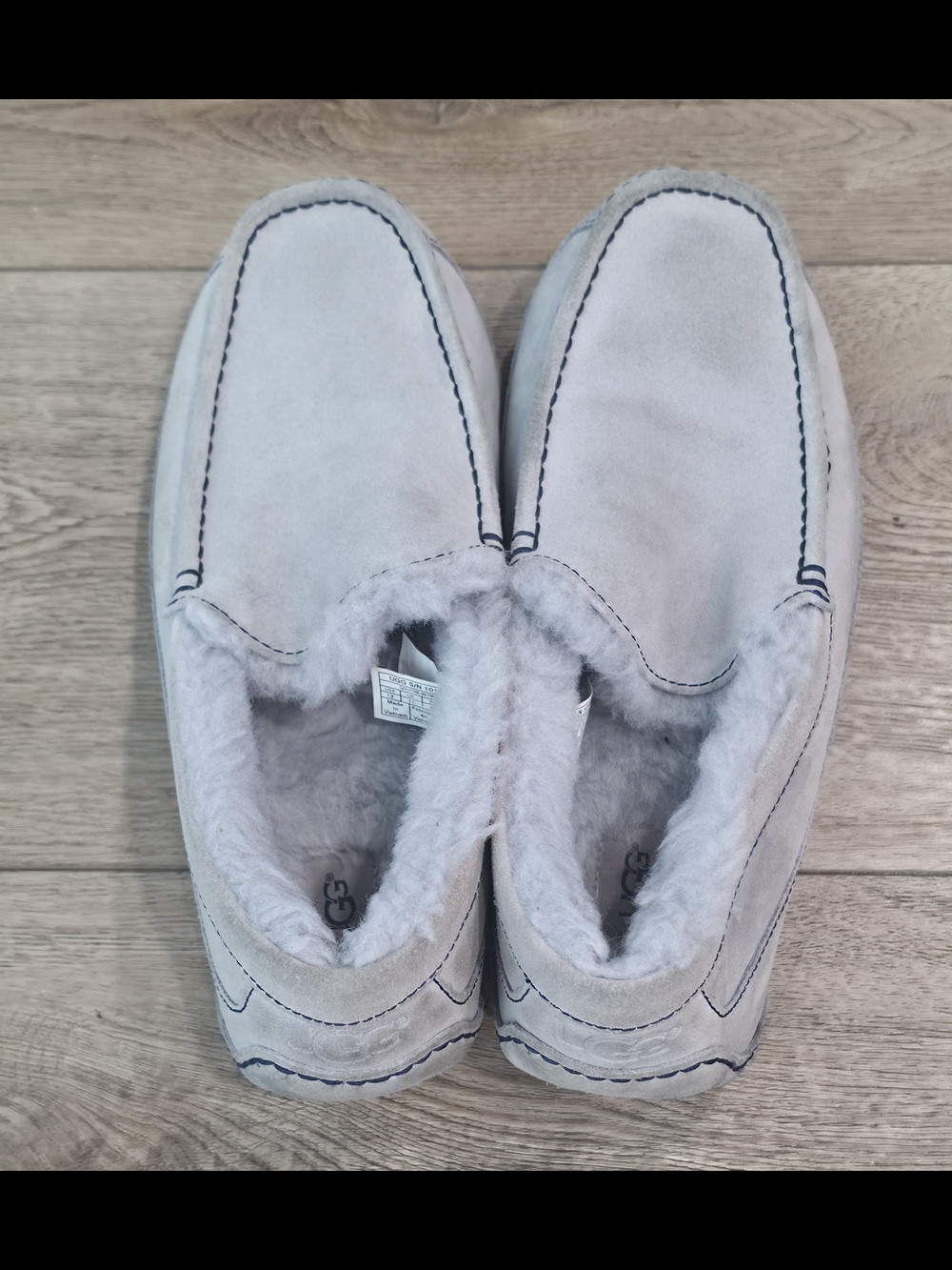 UGG Ascot Suede Slippers Grey Men’s Size 12 Moccasins Slip On Sheepskin - Picture 4 of 10